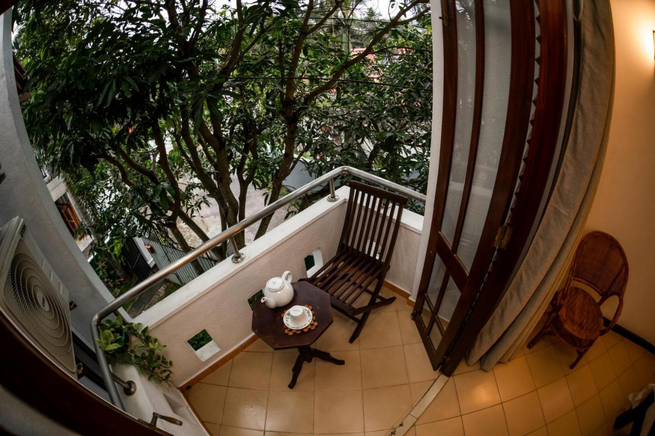 Shakuna Villa Hikkaduwa Exterior photo