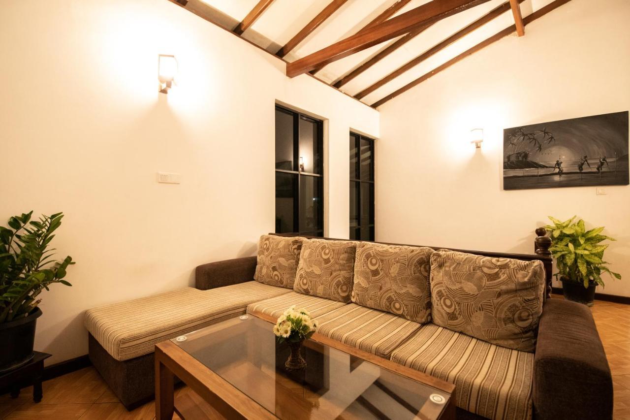 Shakuna Villa Hikkaduwa Exterior photo