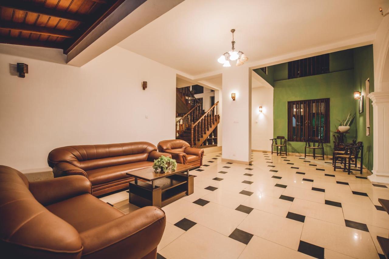 Shakuna Villa Hikkaduwa Exterior photo